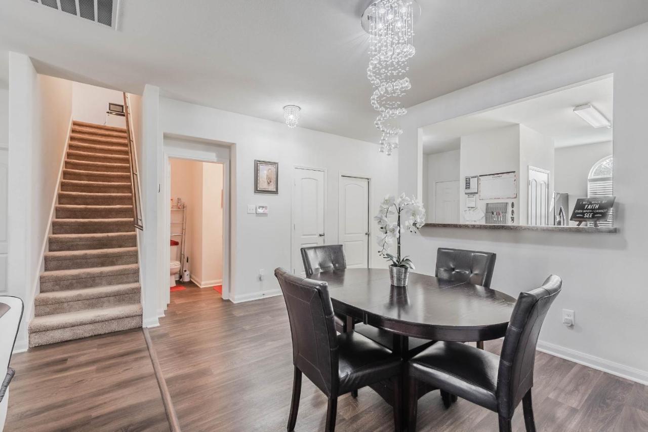 Luxury 5Br Dallas Retreat With Business Amenities - Perfect For Business Travelers, Families & Groups 외부 사진