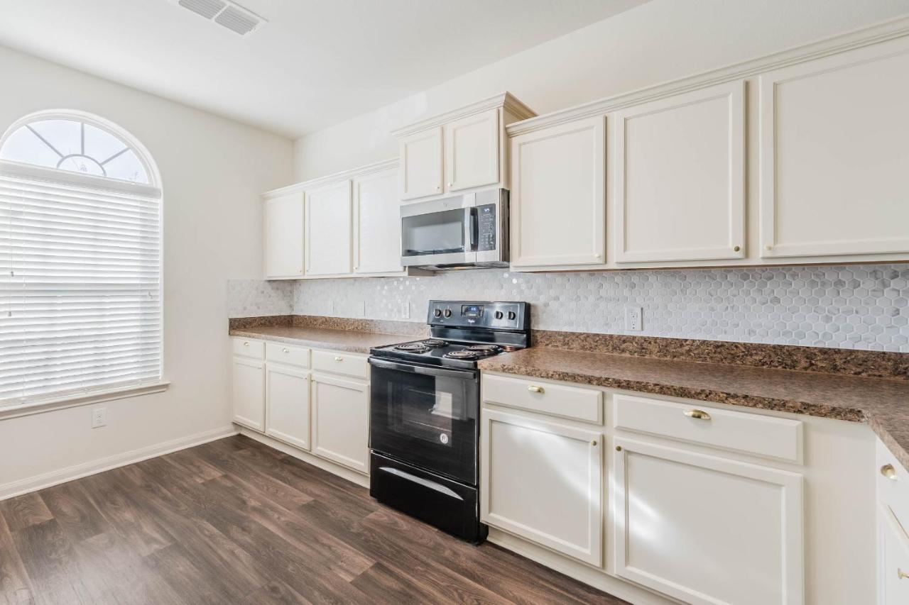 Luxury 5Br Dallas Retreat With Business Amenities - Perfect For Business Travelers, Families & Groups 외부 사진
