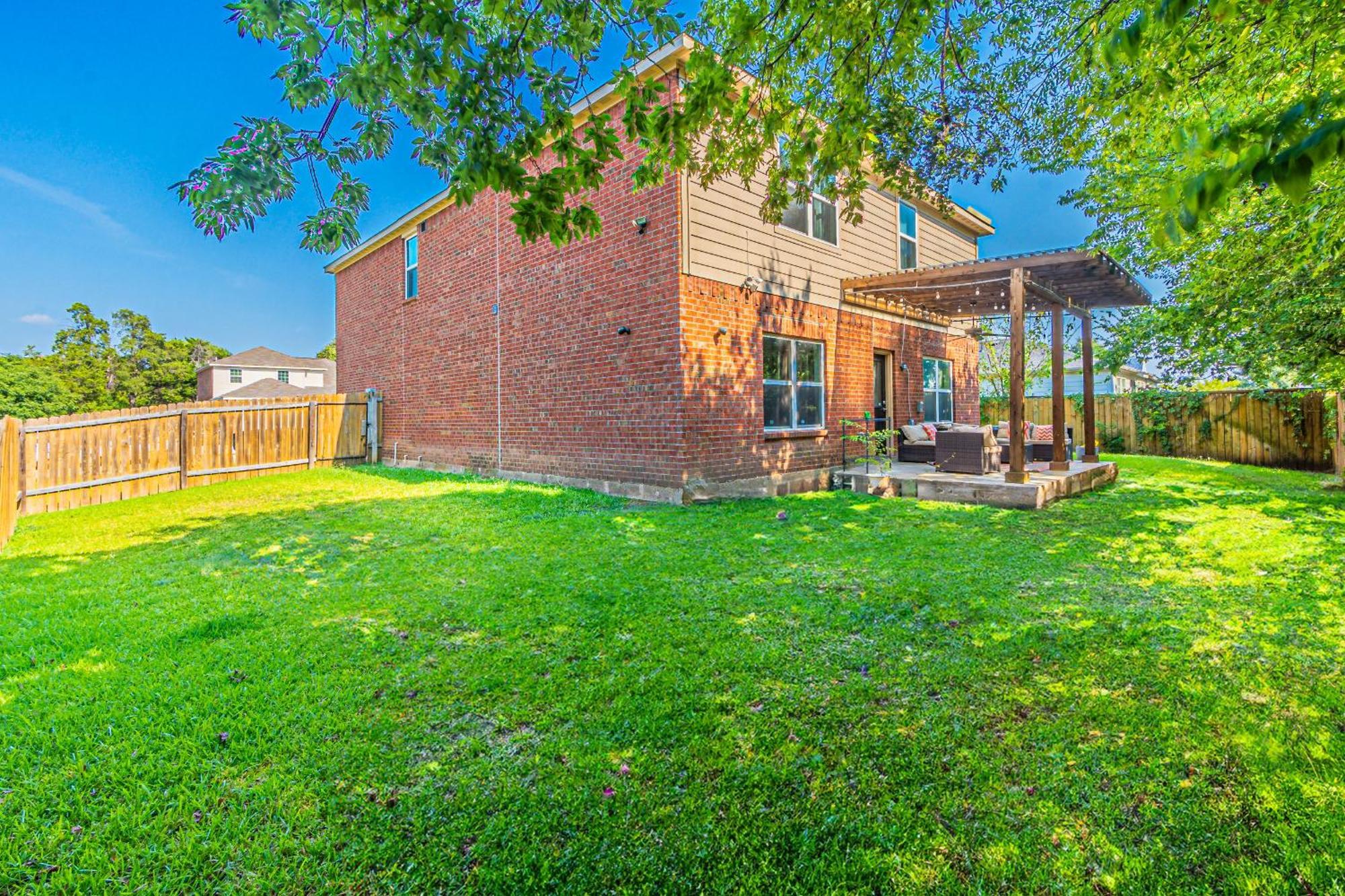 Luxury 5Br Dallas Retreat With Business Amenities - Perfect For Business Travelers, Families & Groups 외부 사진